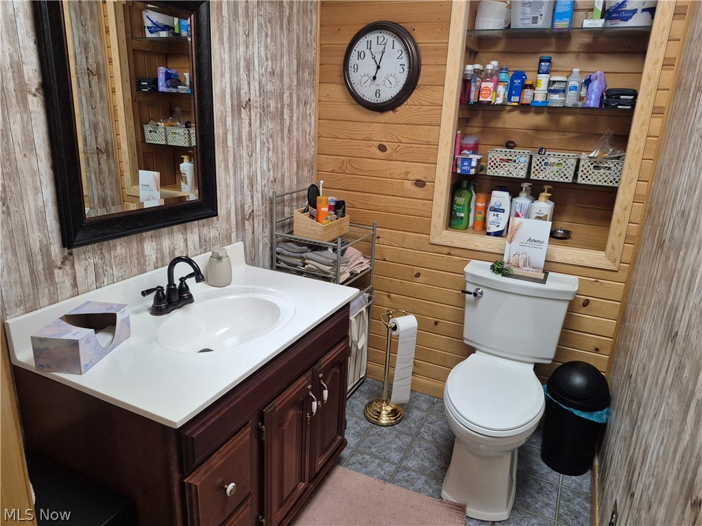 357 State Road Northwest Warren, OH 44483 - Photo 6 of 27 1st floor