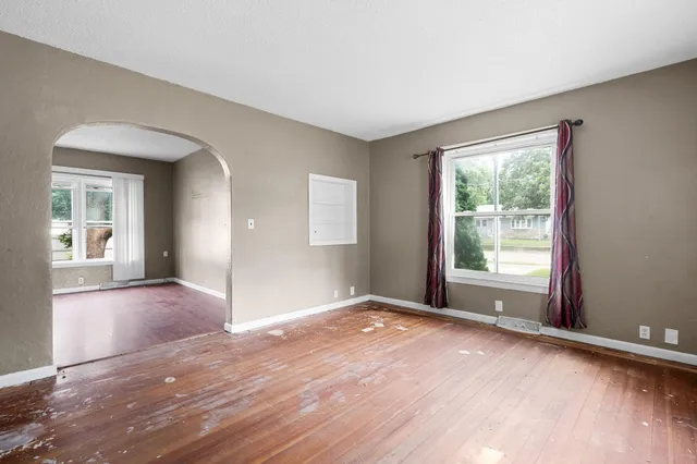 $134,900 | 1302 8th Avenue Northwest, Austin, MN 55912