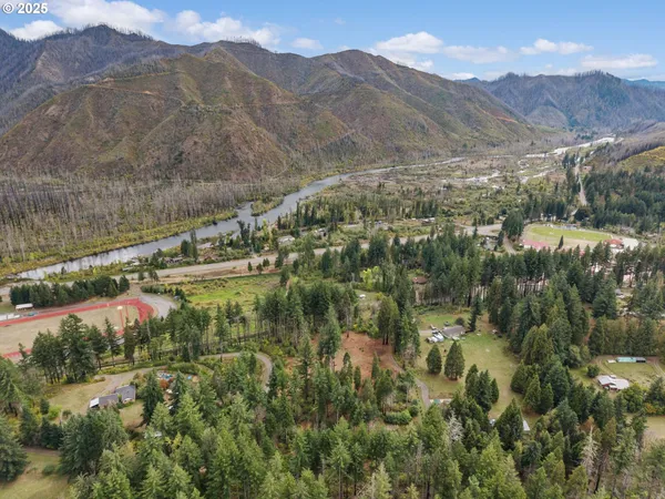 $299,000 | 51209 Blue River Drive, Vida, OR 97488