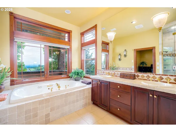 $1,890,000 | 1408 Northeast Ogden Road, Troutdale, OR 97060