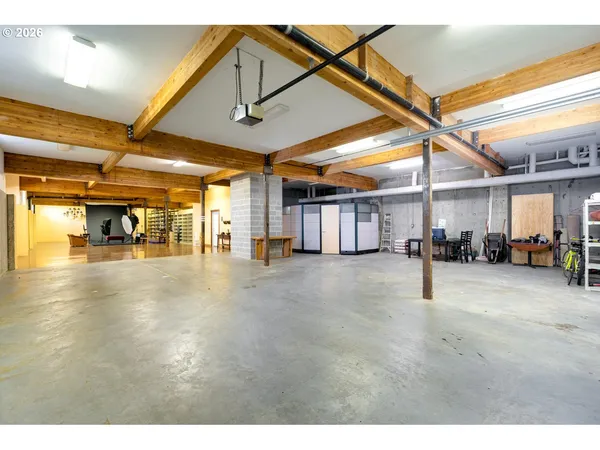 $1,890,000 | 1408 Northeast Ogden Road, Troutdale, OR 97060