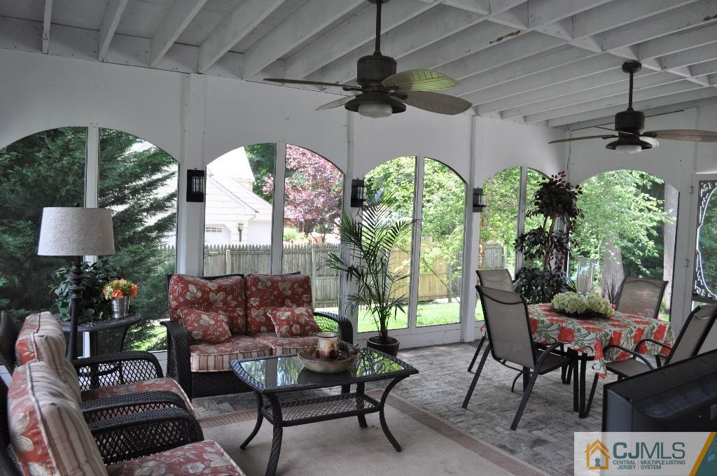 110 Stafford Road Colonia, NJ 07067 - Photo 8 of 24 a outdoor living space with furniture