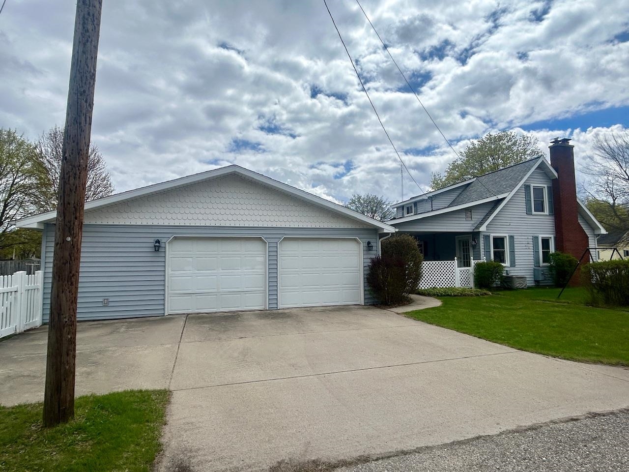 444 North Silverleaf Street Gladwin, MI 48624 - Photo 13 of 38