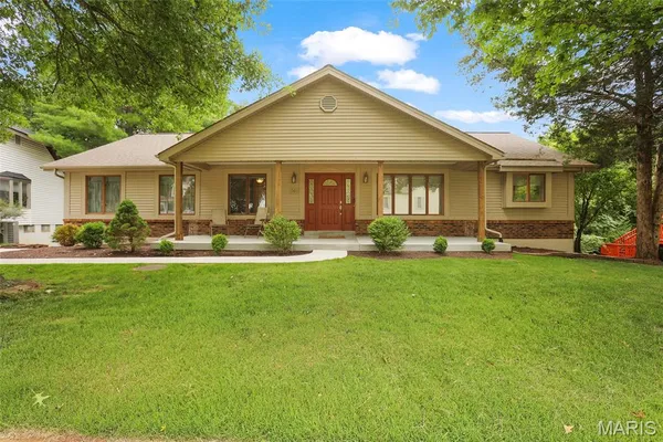 $530,000 | 546 McBride Pointe Drive, Wildwood, MO 63011