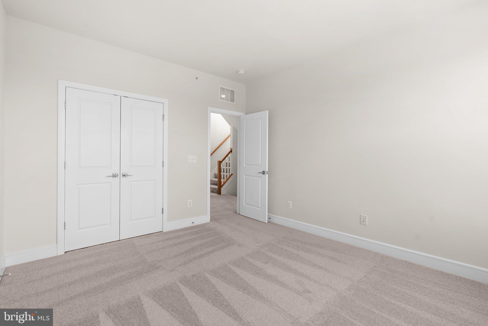 43176 Farringdon Square Broadlands, VA 20148 - Photo 19 of 33