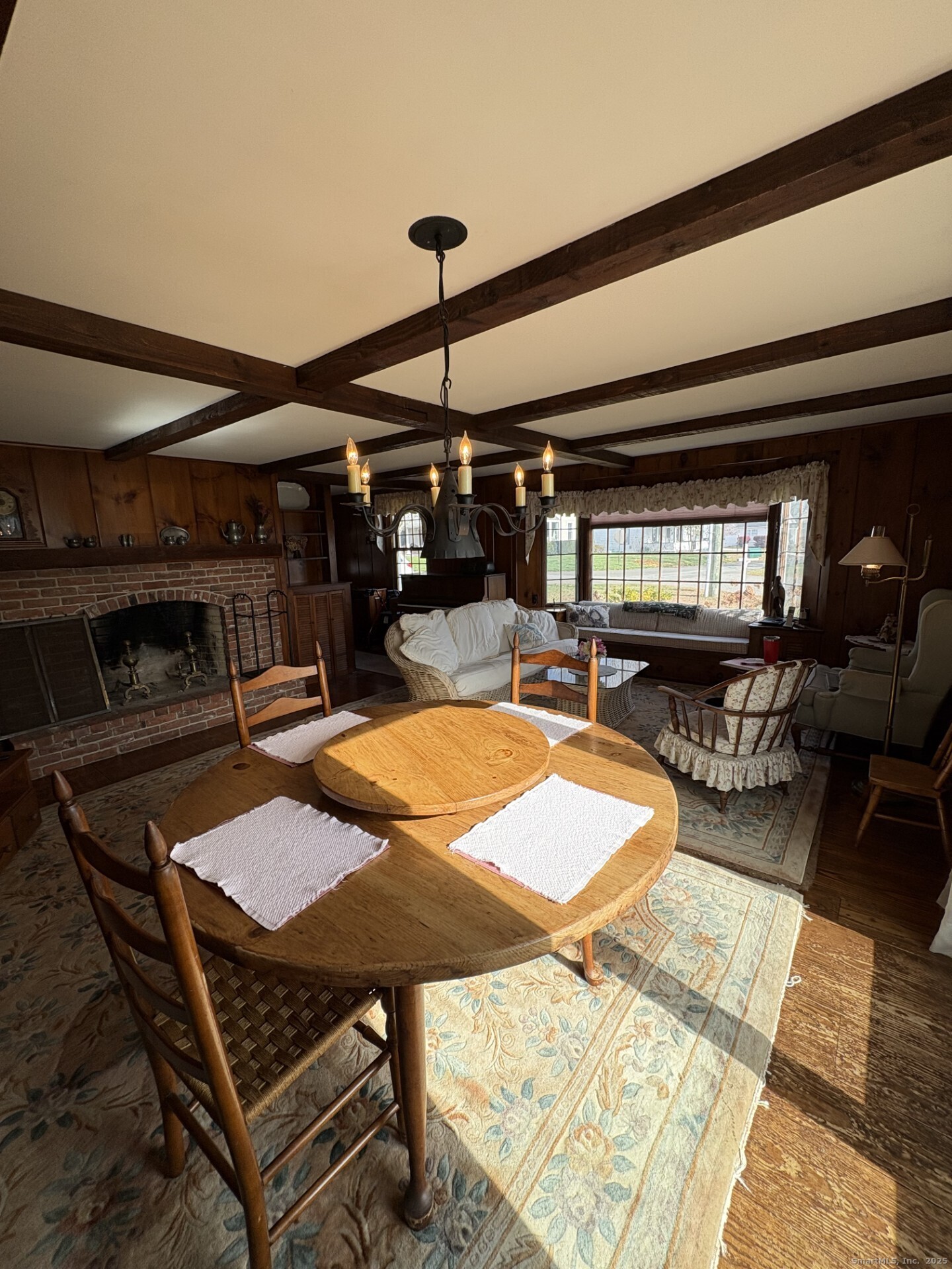21 Fenwick Street Old Saybrook, CT 06475 - Photo 12 of 15 a table and chairs in a room