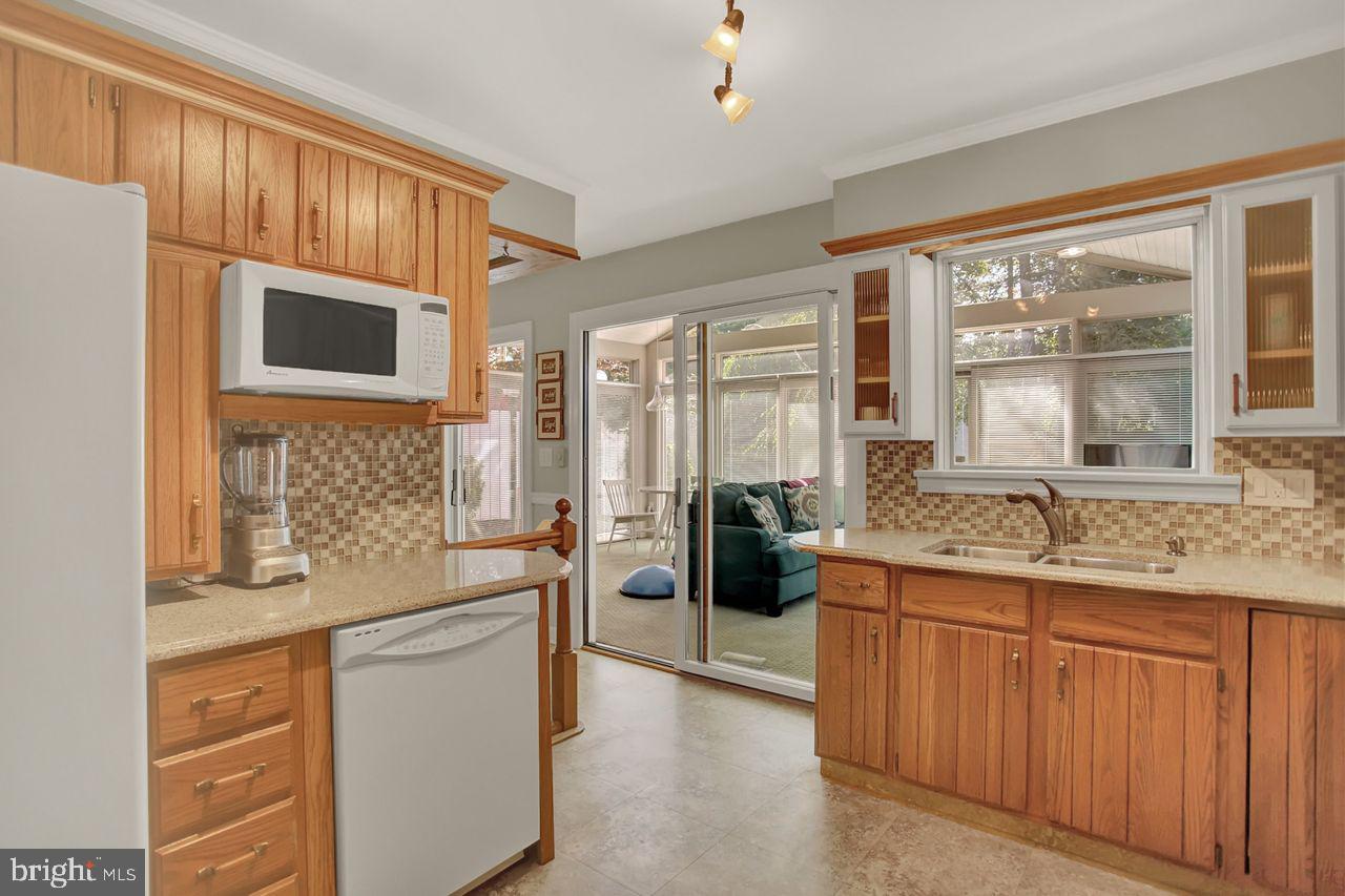 409 Trudy Road Harrisburg, PA 17109 - Photo 16 of 35 Gallery Image 16