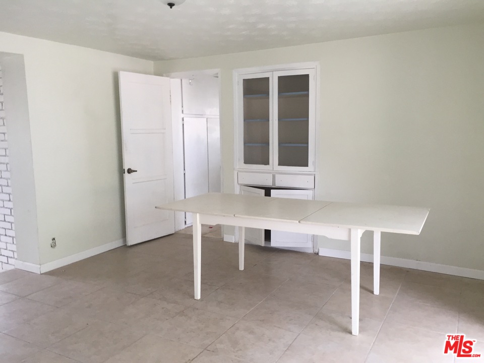 73257 Sullivan Road Twentynine Palms, CA 92277 - Photo 11 of 37