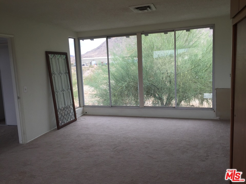 73257 Sullivan Road Twentynine Palms, CA 92277 - Photo 18 of 37