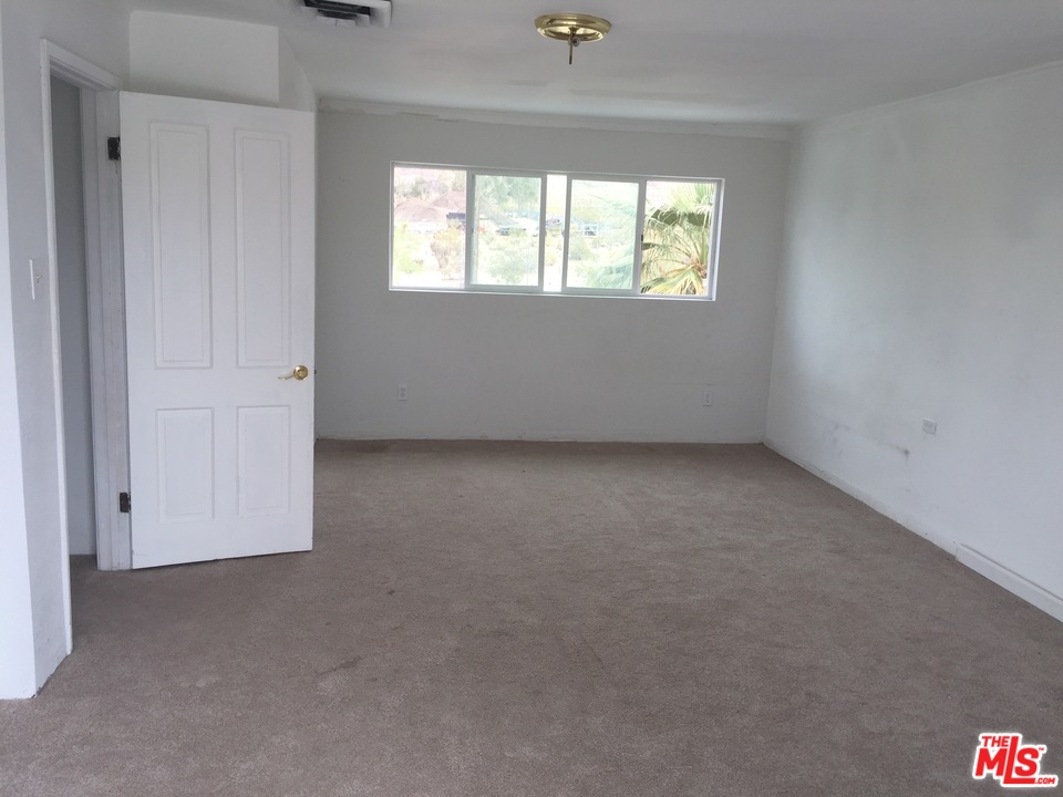 73257 Sullivan Road Twentynine Palms, CA 92277 - Photo 27 of 37