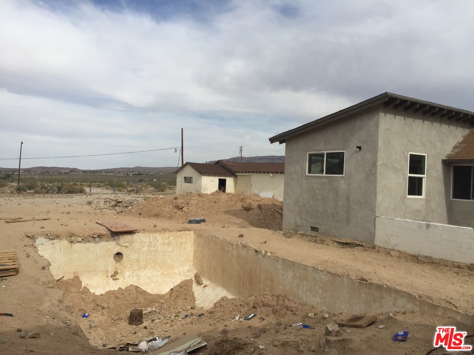 73257 Sullivan Road Twentynine Palms, CA 92277 - Photo 29 of 37