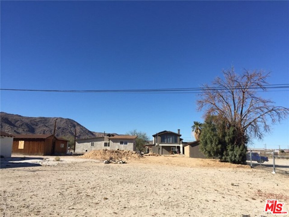73257 Sullivan Road Twentynine Palms, CA 92277 - Photo 36 of 37