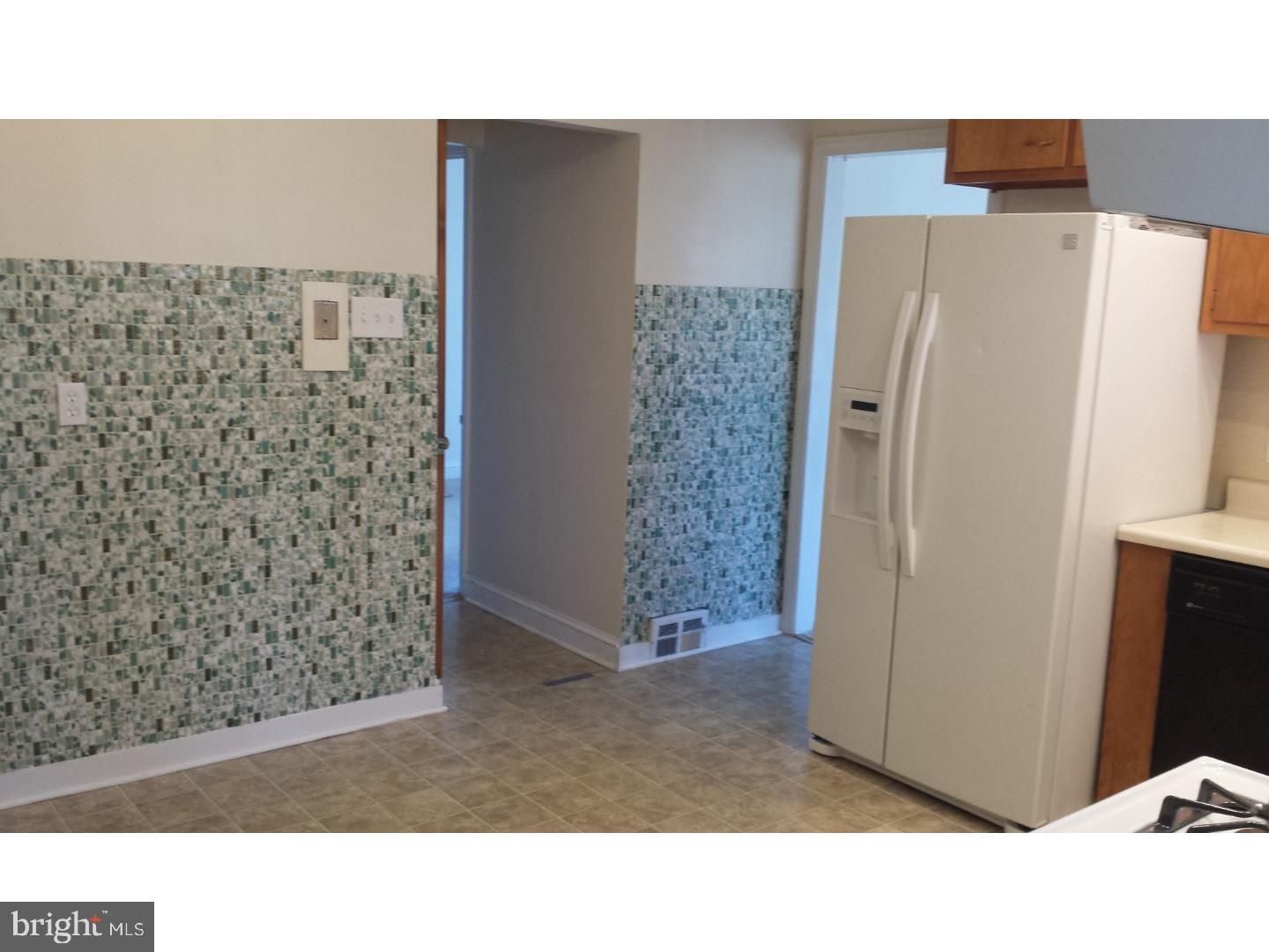 2619 Radcliffe Road Broomall, PA 19008 - Photo 12 of 24 Kitchen