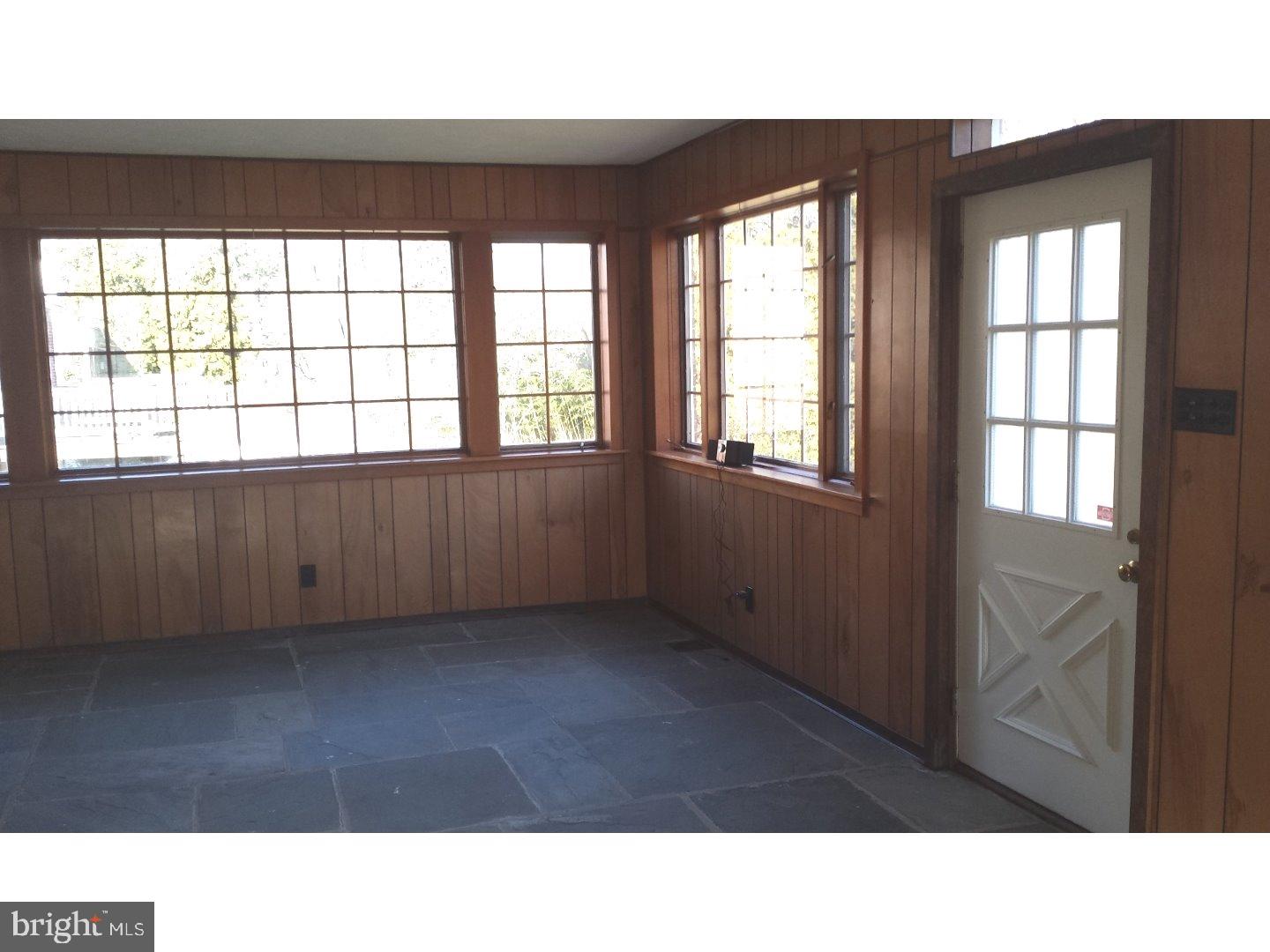 2619 Radcliffe Road Broomall, PA 19008 - Photo 14 of 24 Family Room
