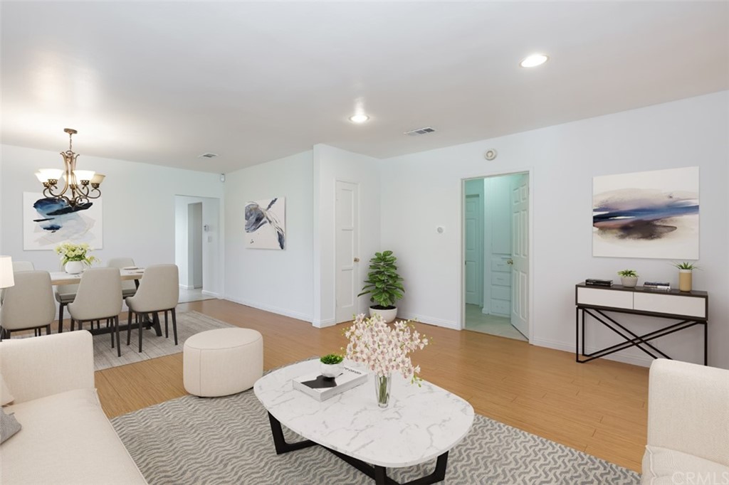 610 Del Monte Street Pasadena, CA 91103 - Photo 11 of 49 a living room with furniture