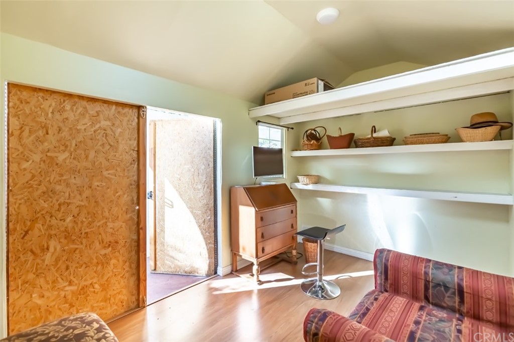 610 Del Monte Street Pasadena, CA 91103 - Photo 42 of 49 a living room with furniture and a window