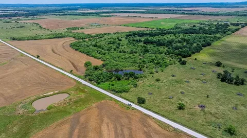 a view of a tennis court