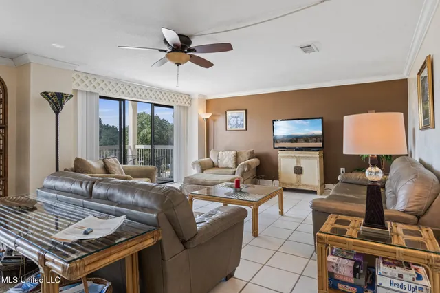 $240,000 | 1130 Beach Boulevard, Unit 307, Biloxi, MS 39530