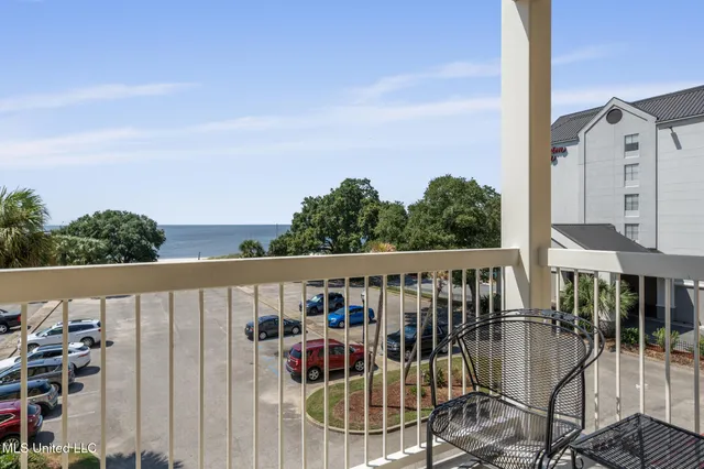 $240,000 | 1130 Beach Boulevard, Unit 307, Biloxi, MS 39530