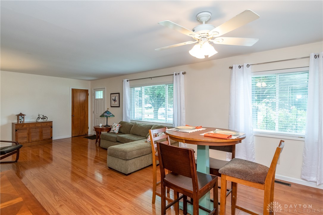 948 East Stroop Road Kettering, OH 45429 - Photo 9 of 43 Gallery Image 9