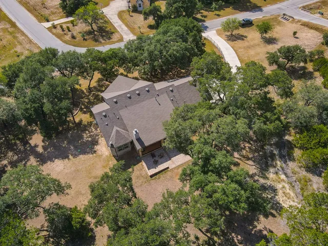$800,000 | 663 Other, Mico, TX 78056