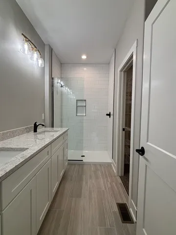 $3,495 | 2828 3 Forks Road, Belvidere, IL 61008