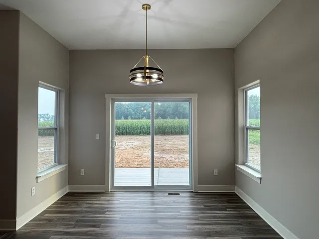 $3,495 | 2828 3 Forks Road, Belvidere, IL 61008