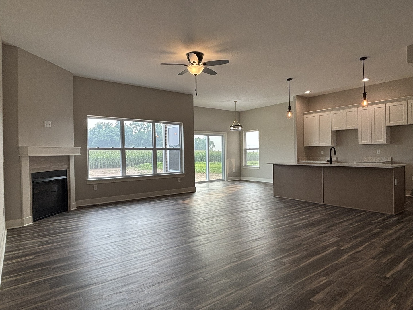 2828 3 Forks Road Belvidere, IL 61008 - Photo 8 of 44