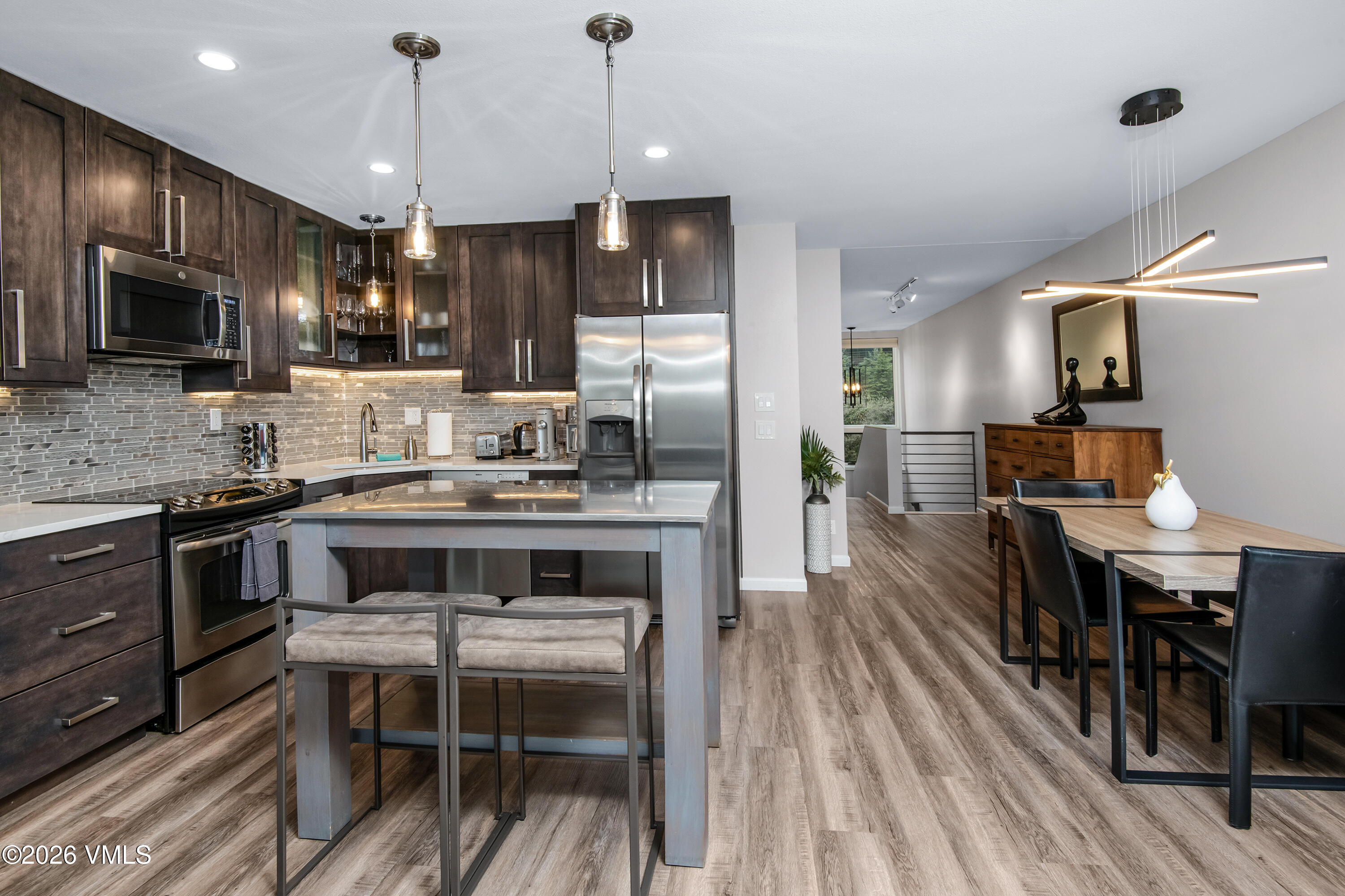 1100 North Frontage Road West, Unit 1523 Vail, CO 81657 - Photo 5 of 39 Simba-Run-1523-MLS_05