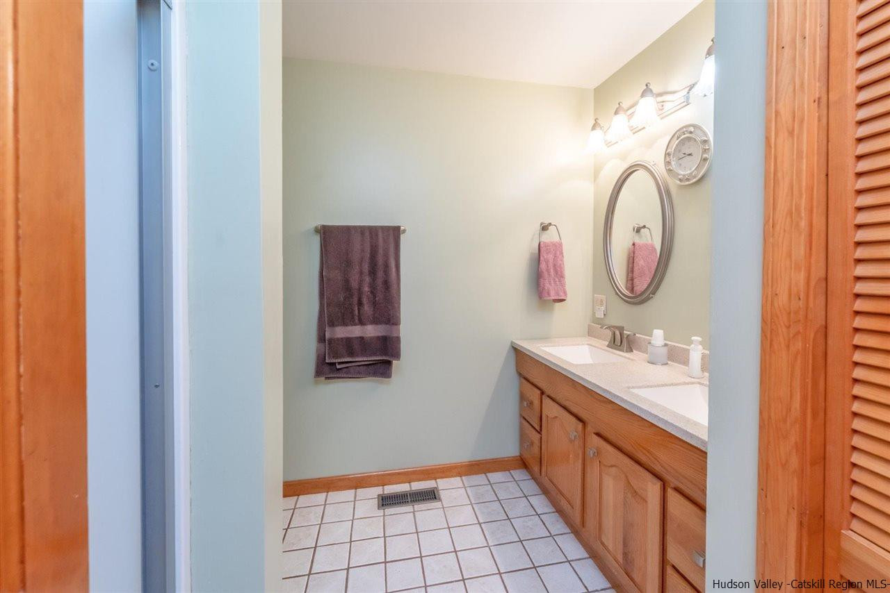 31 Mountain Road Shokan, NY 12481 - Photo 17 of 32 Photo 17