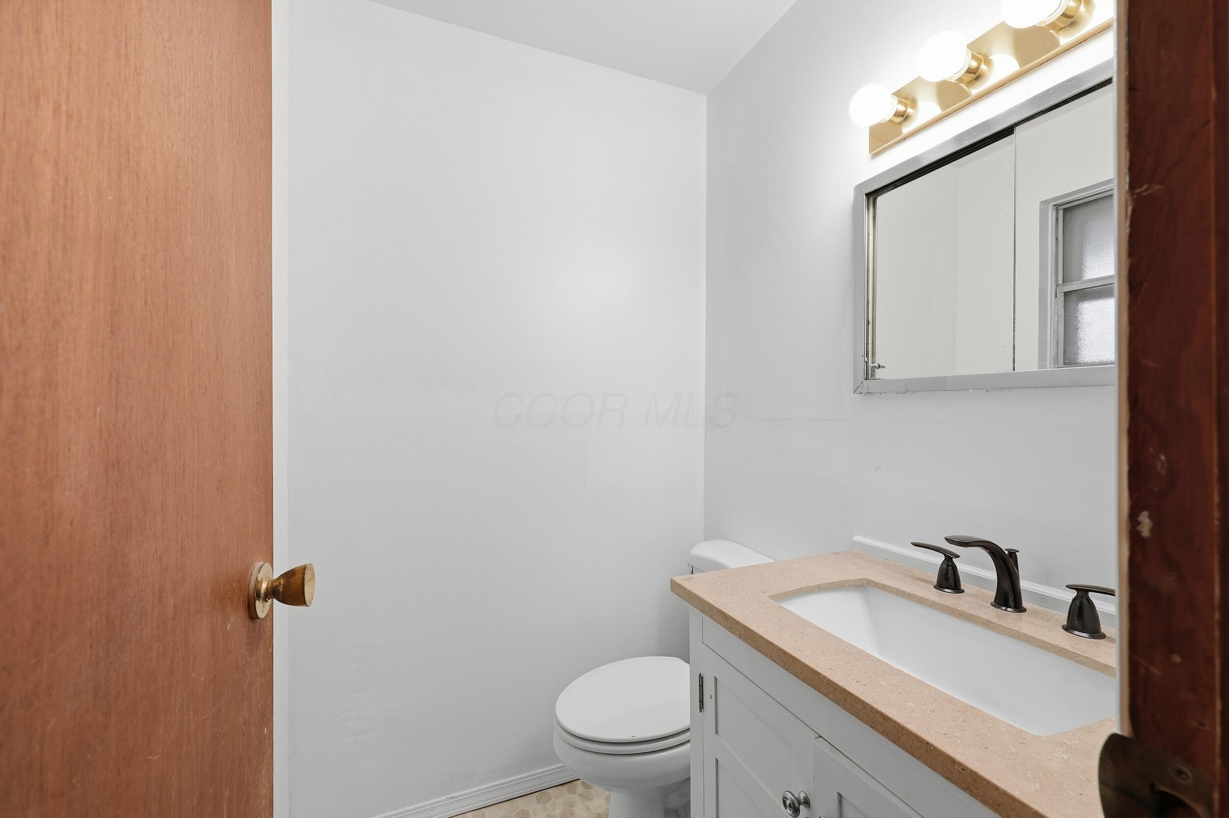 1485 Norma Road Columbus, OH 43229 - Photo 13 of 31 Updated Half Bath