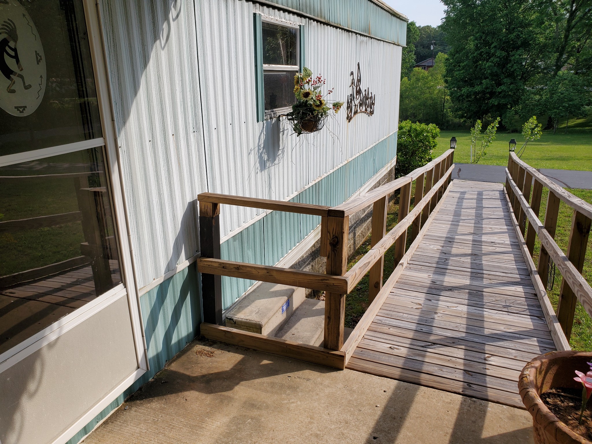1145 Butler School Road Bruceton, TN 38317 - Photo 3 of 19 Gallery Image 3