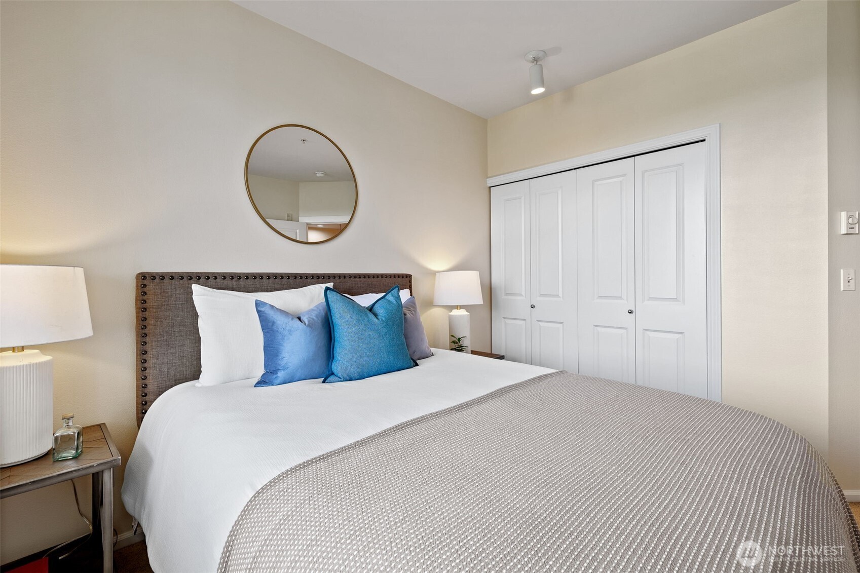 2960 Southwest Raymond Street, Unit 204 Seattle, WA 98126 - Photo 18 of 31