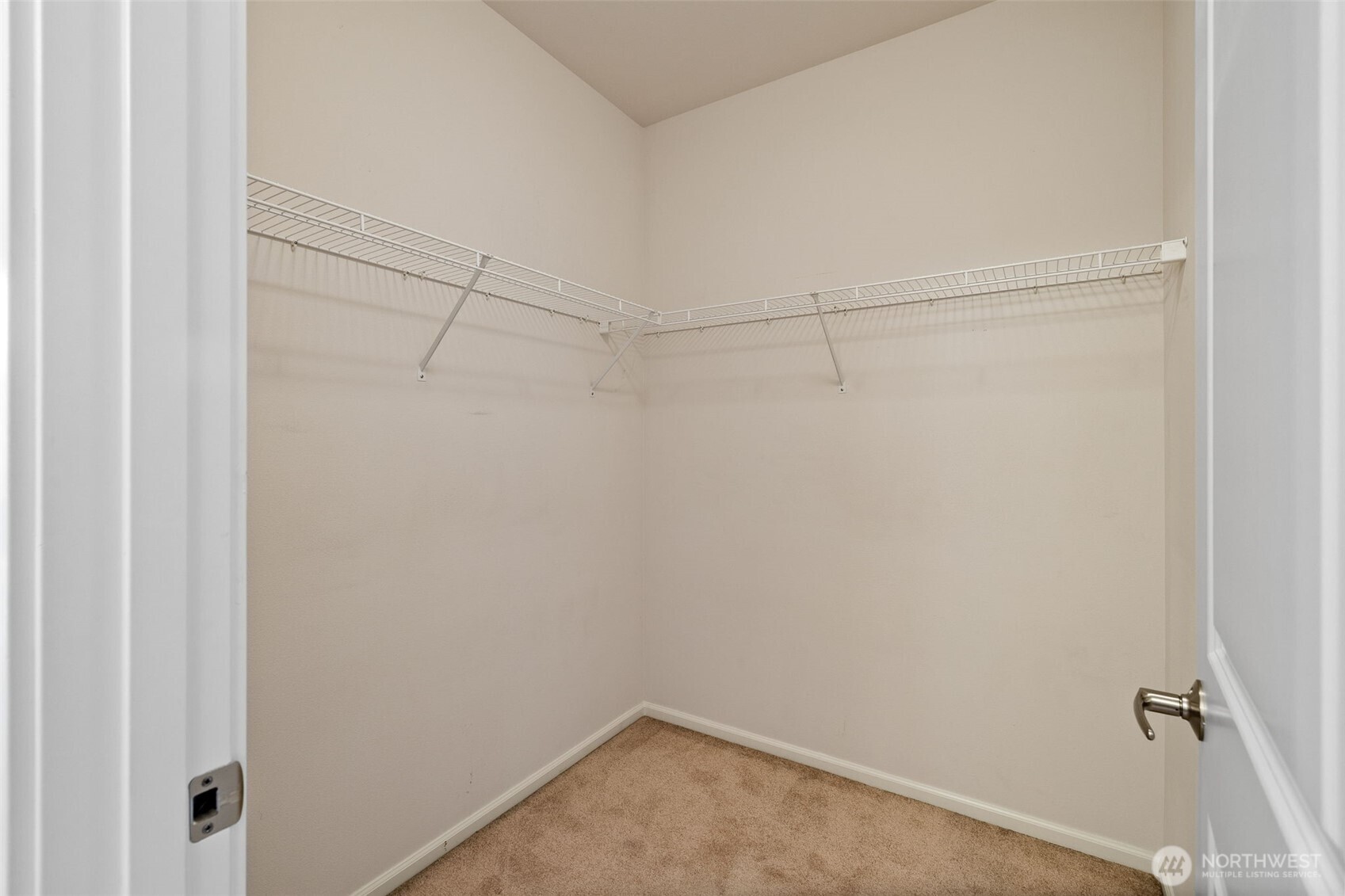 2960 Southwest Raymond Street, Unit 204 Seattle, WA 98126 - Photo 26 of 31
