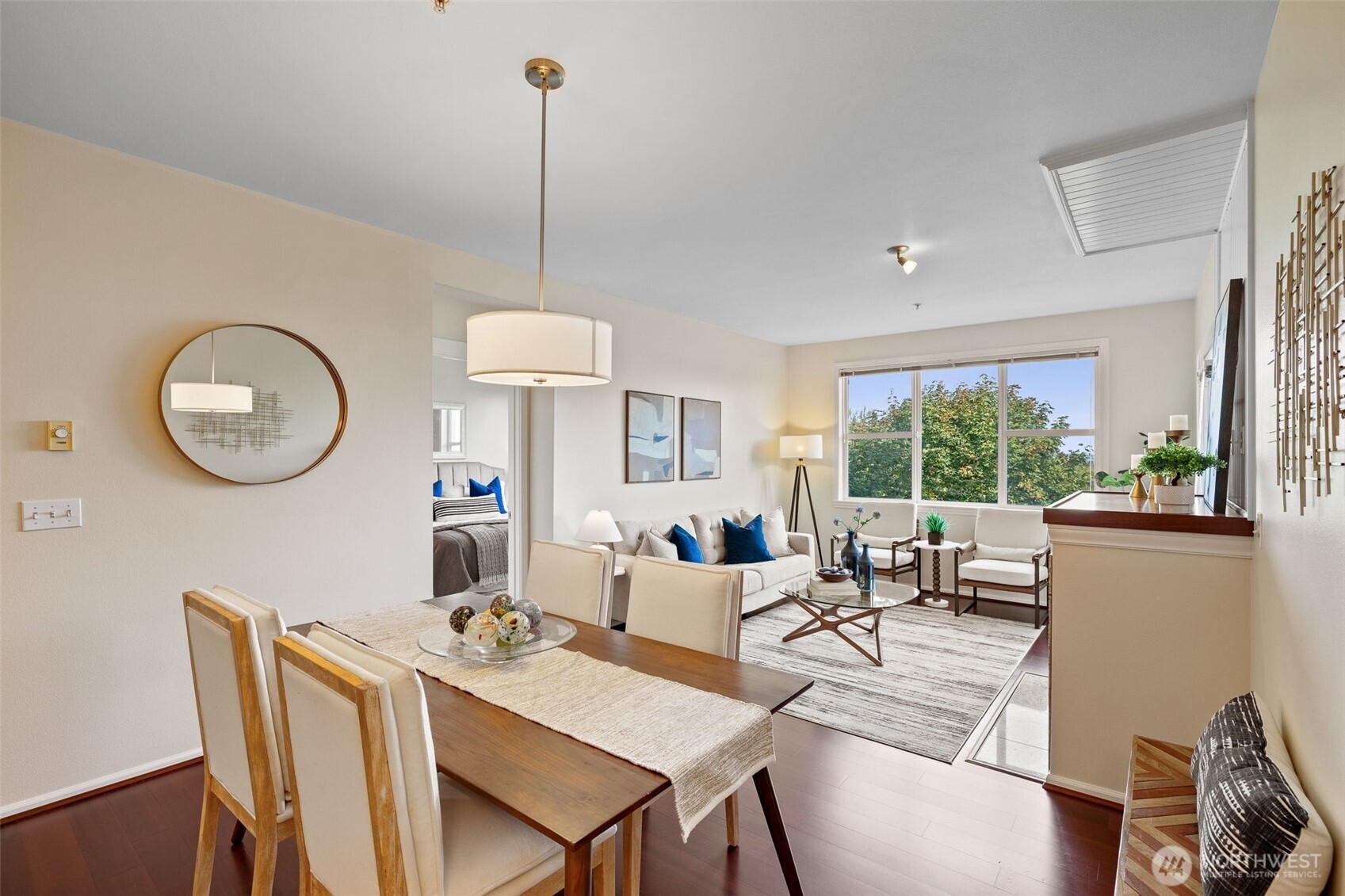 2960 Southwest Raymond Street, Unit 204 Seattle, WA 98126 - Photo 8 of 31