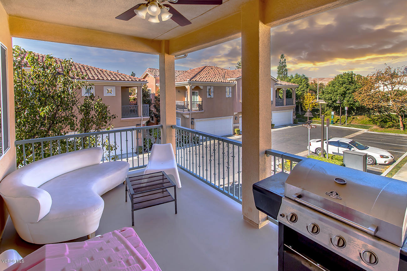 4120 Paredo Way, Unit A Simi Valley, CA 93063 - Photo 11 of 38 10Balcony