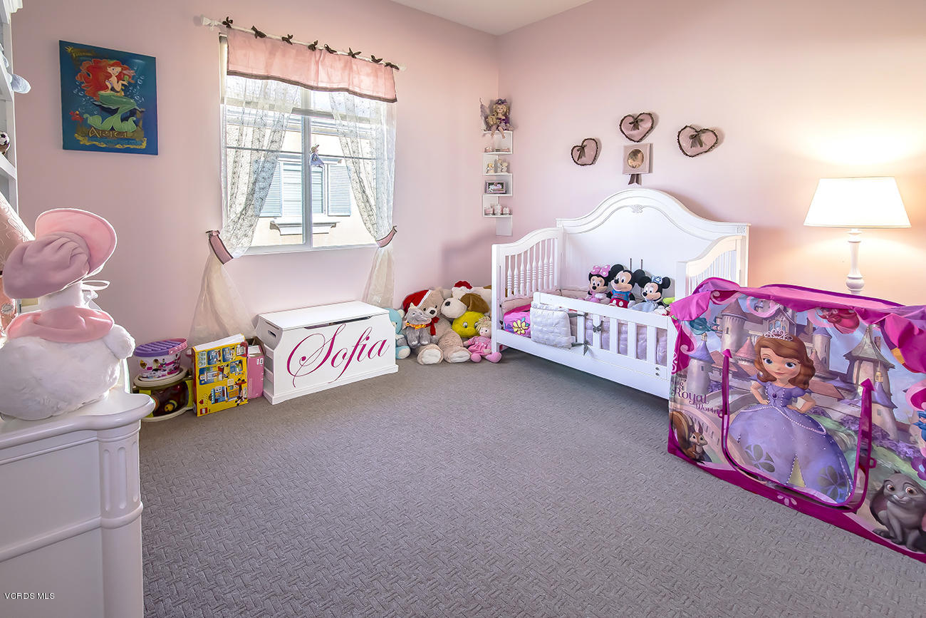 4120 Paredo Way, Unit A Simi Valley, CA 93063 - Photo 21 of 38 20Bedroom1