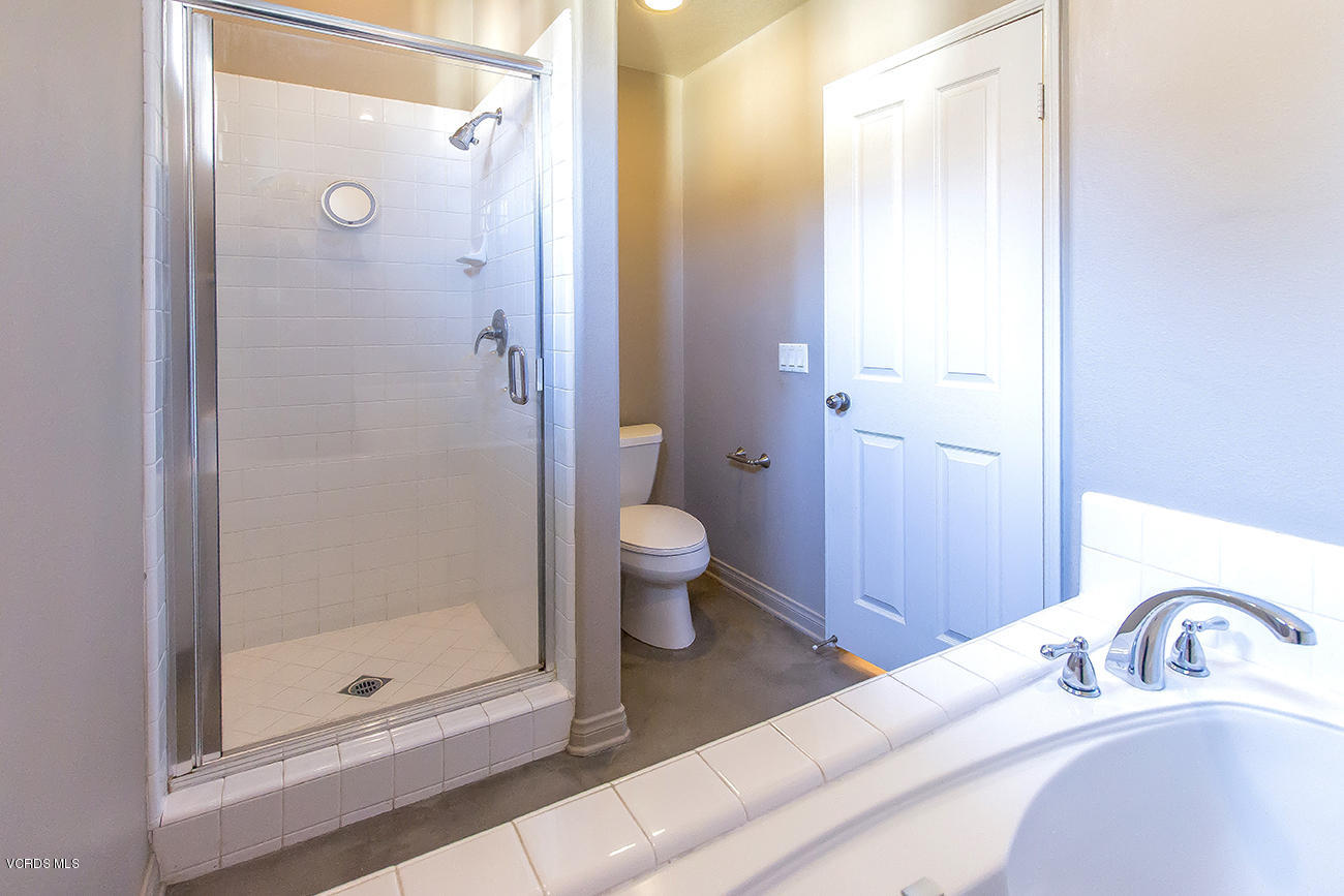 4120 Paredo Way, Unit A Simi Valley, CA 93063 - Photo 33 of 38 32Master Bath