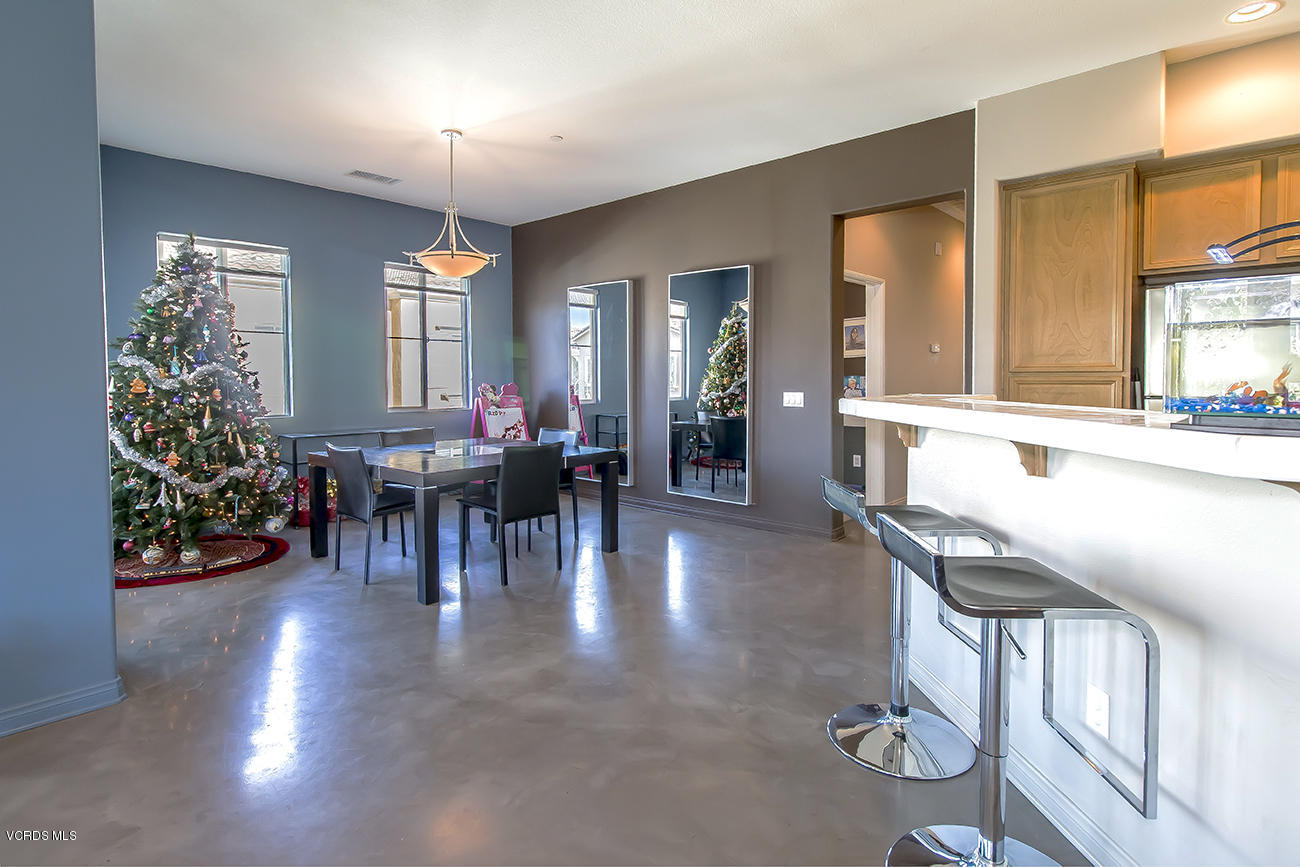 4120 Paredo Way, Unit A Simi Valley, CA 93063 - Photo 9 of 38 08Living