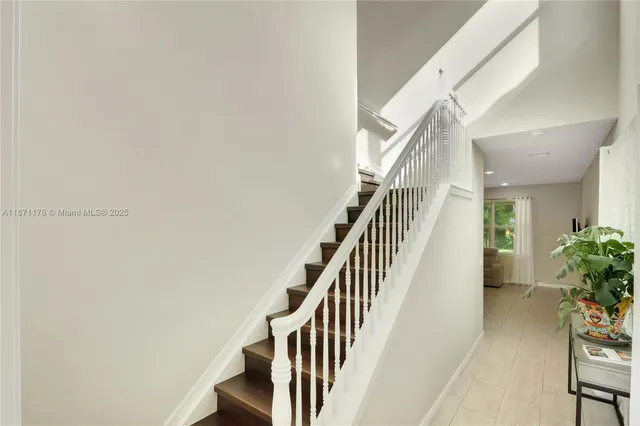 $860,000 | 4353 Large Leaf Lane, Hollywood, FL 33021