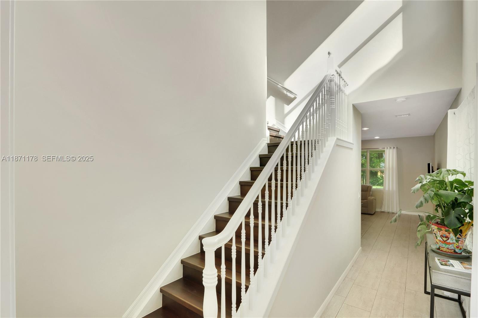 4353 Large Leaf Lane Hollywood, FL 33021 - Photo 15 of 31 a view of entryway with wooden floor