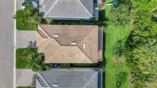 $860,000 | 4353 Large Leaf Lane, Hollywood, FL 33021