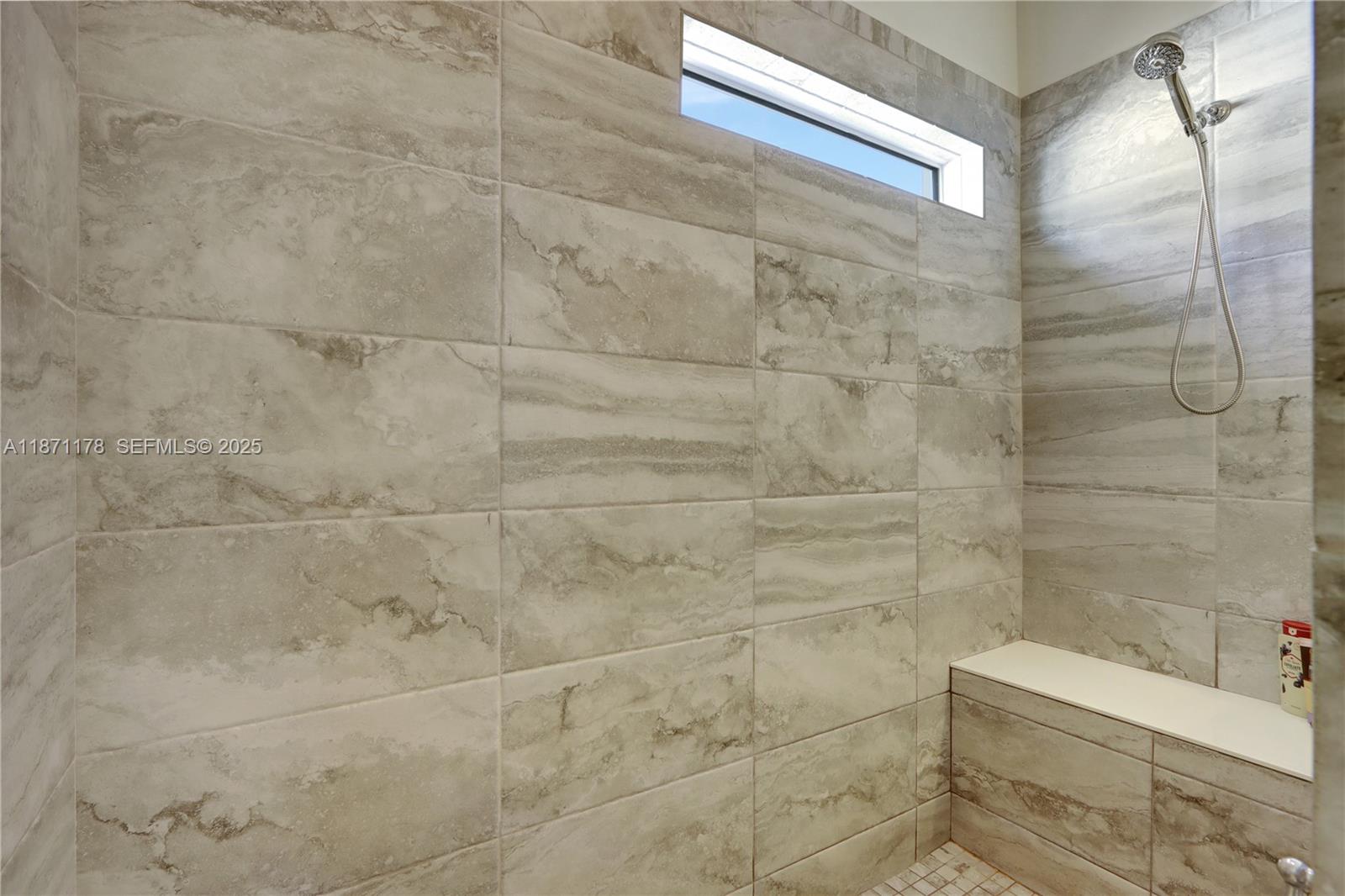 4353 Large Leaf Lane Hollywood, FL 33021 - Photo 22 of 31 a bathroom with a bathtub