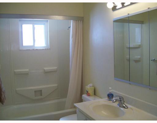 851 North Whitmore Road North Huntingdon, PA 15642 - Photo 9 of 18 Other. Main Bath