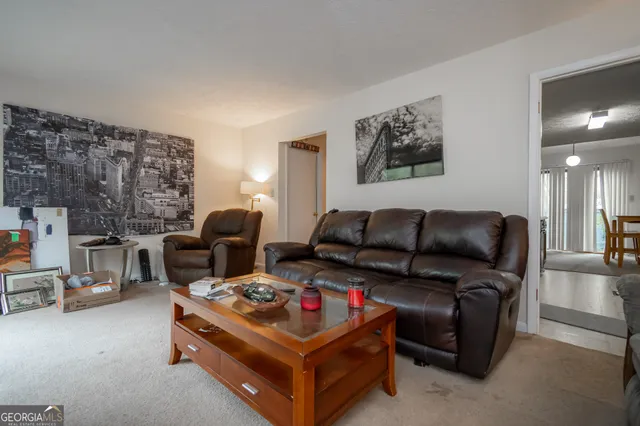 $1,400 | 187 Woodstone Drive, Athens, GA 30605