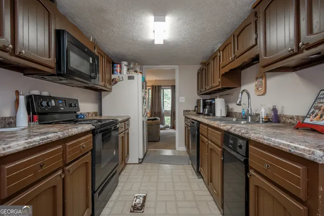 $1,400 | 187 Woodstone Drive, Athens, GA 30605