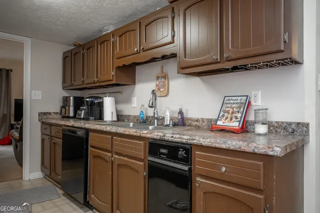 $1,400 | 187 Woodstone Drive, Athens, GA 30605