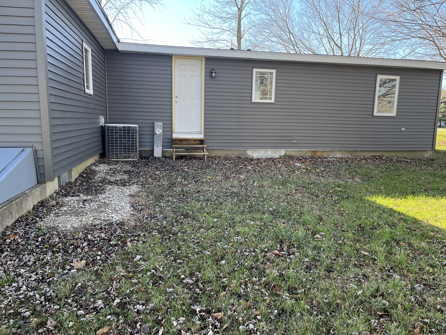 1351 4483rd Road Earlville, IL 60518 - Photo 25 of 30 a view of a backyard