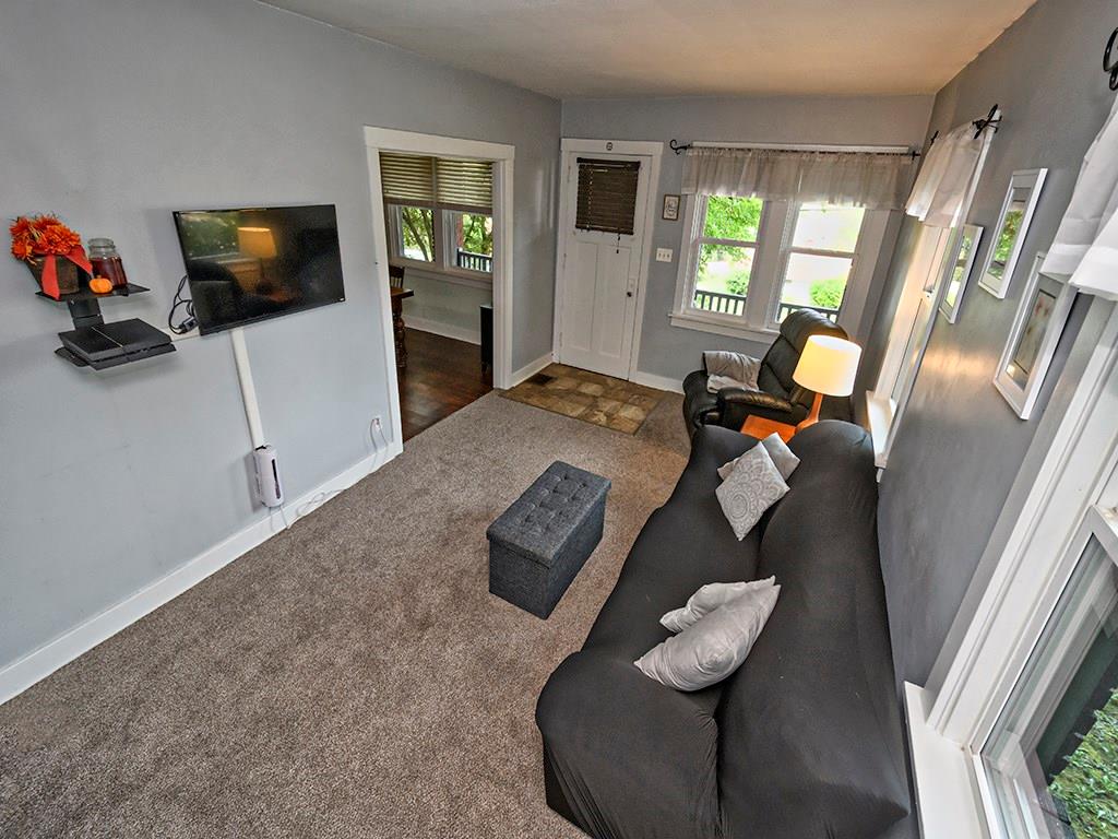 5230 Verona Road Verona, PA 15147 - Photo 7 of 25 Gallery Image 7
