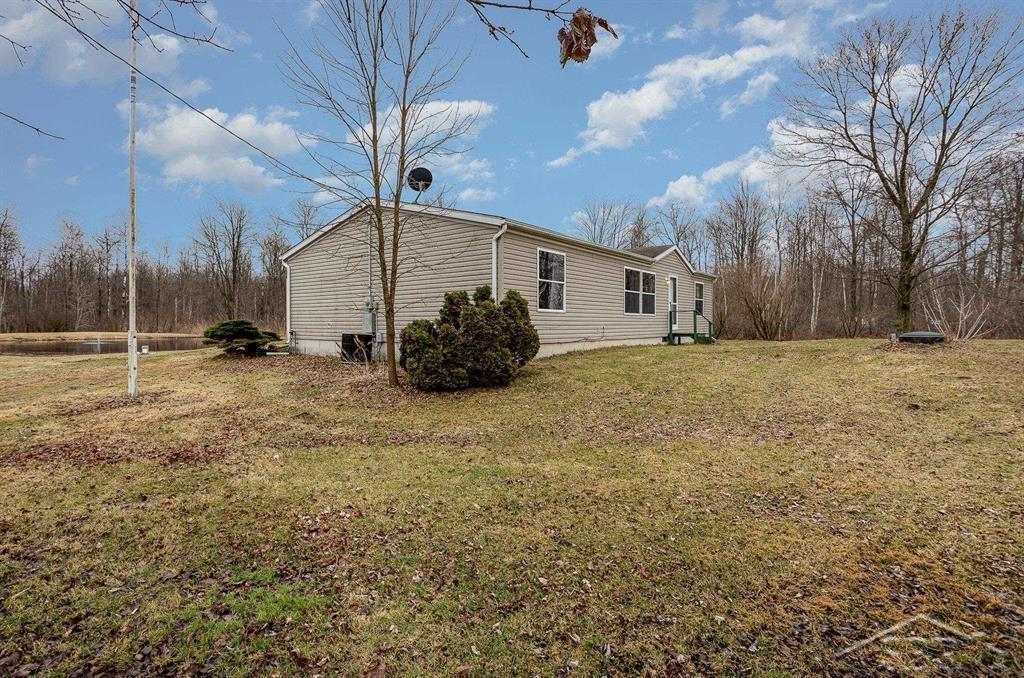 5289 School Road Rhodes, MI 48652 - Photo 24 of 28